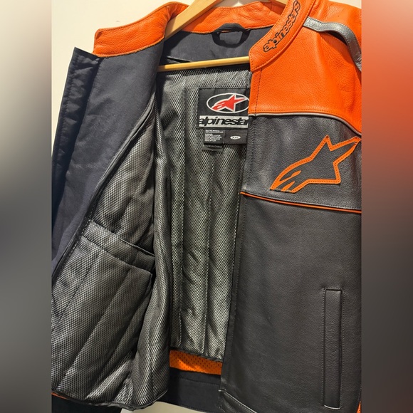 Alpinestars Vintage Black Label motorcycle jacket - Picture 6 of 8